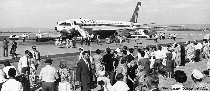 1 Feb 1962 Qantas 707 "City of Perth" operates the first scheduled jet service into Perth, whilst operating SYD -LHR.